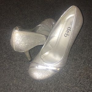 Silver sparkly Deb heels, Size 9
